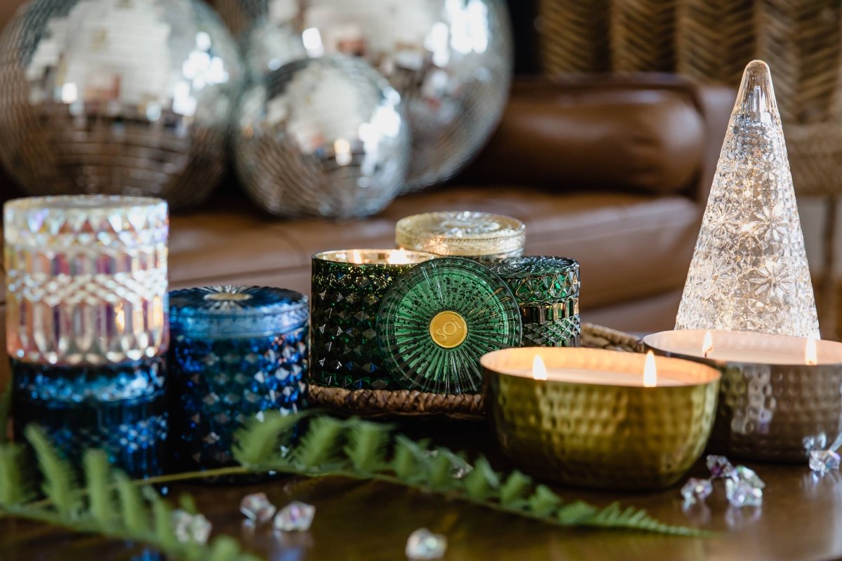 Blue Spruce 8oz Petite Candle Shimmer - Purses & Pearls