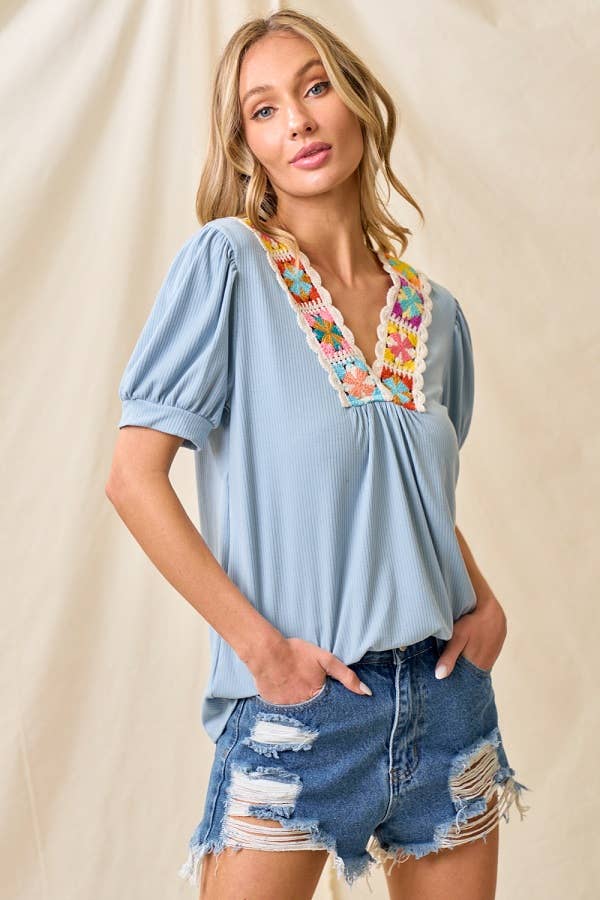 Fridas Casual Top - Purses & Pearls