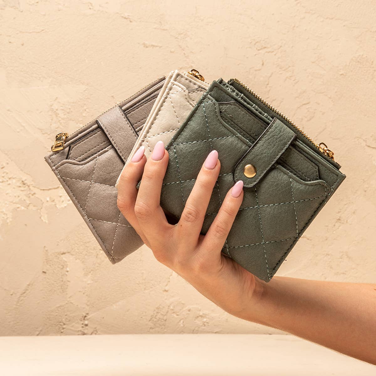 Jen & Co. - WL2228 Melody Quilted Zip Top Wallet - Purses & Pearls