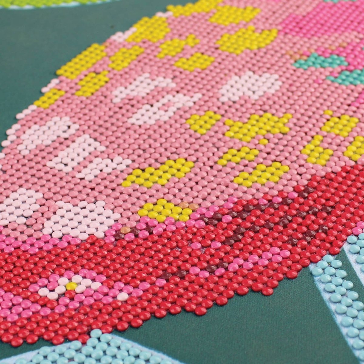 Safari Flamingo Diamond Painting Kit - Purses & Pearls