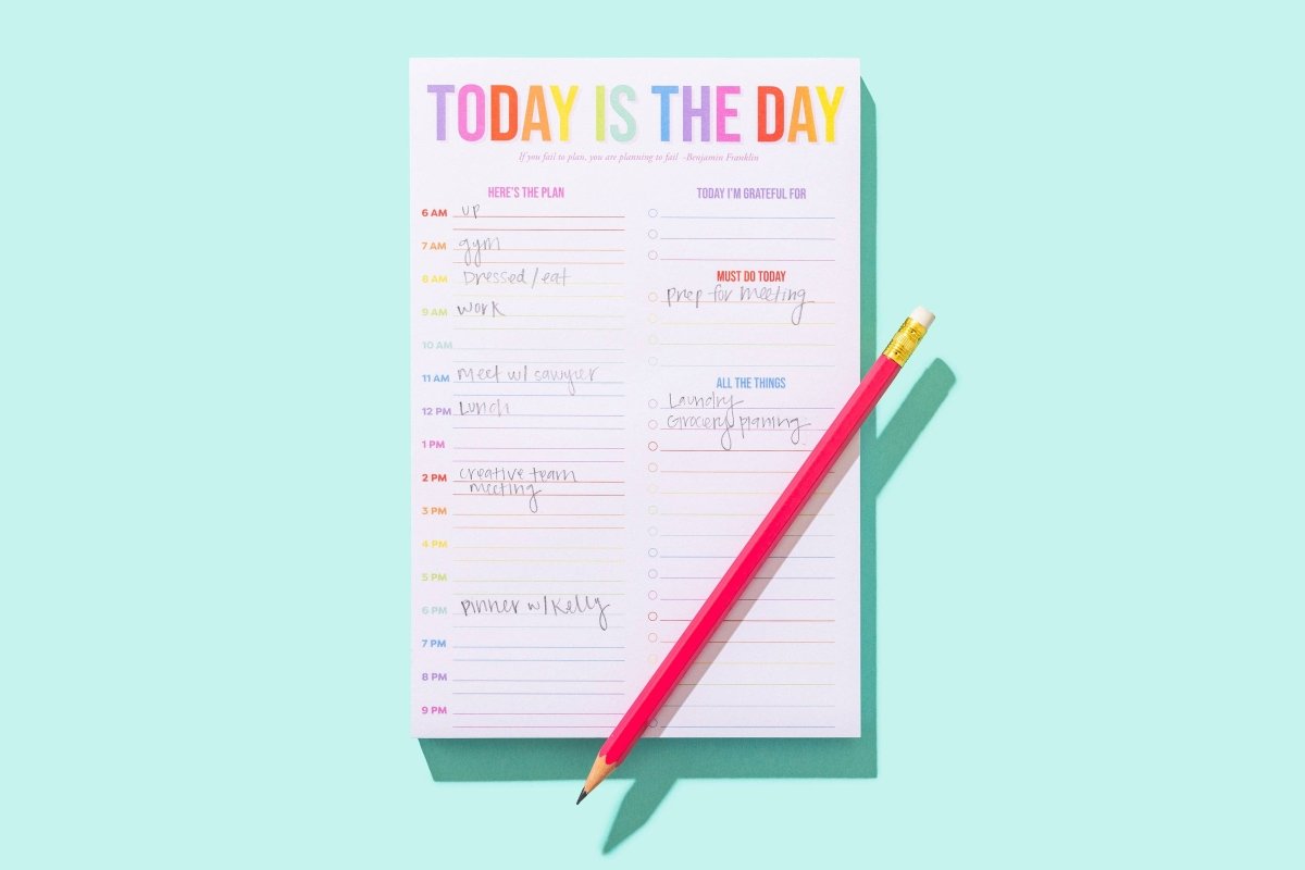 Taylor Elliott Designs - Daily Planner Notepad - "Today is the Day" - 100 Sheets - Purses & Pearls