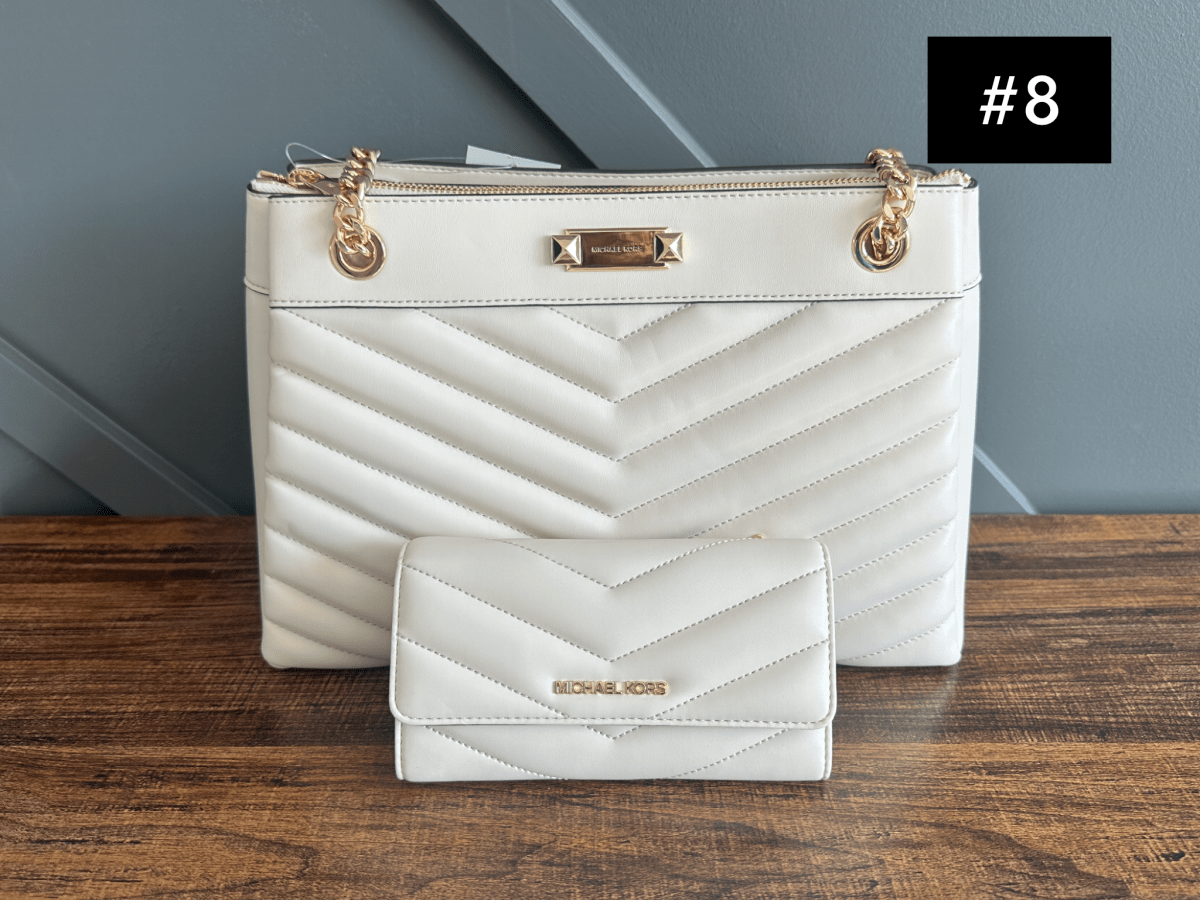 $200 Purse Sets - Purses & Pearls
