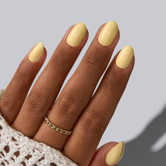BTArtboxnails in Yellow Round