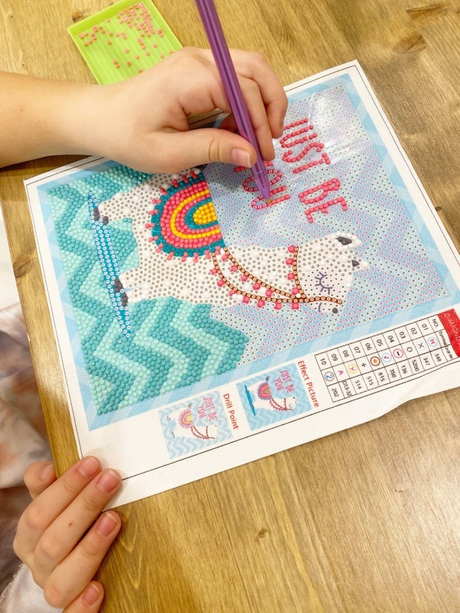 Addison Lane Designs Inc. - Llama Diamond Art Kit - Purses & Pearls