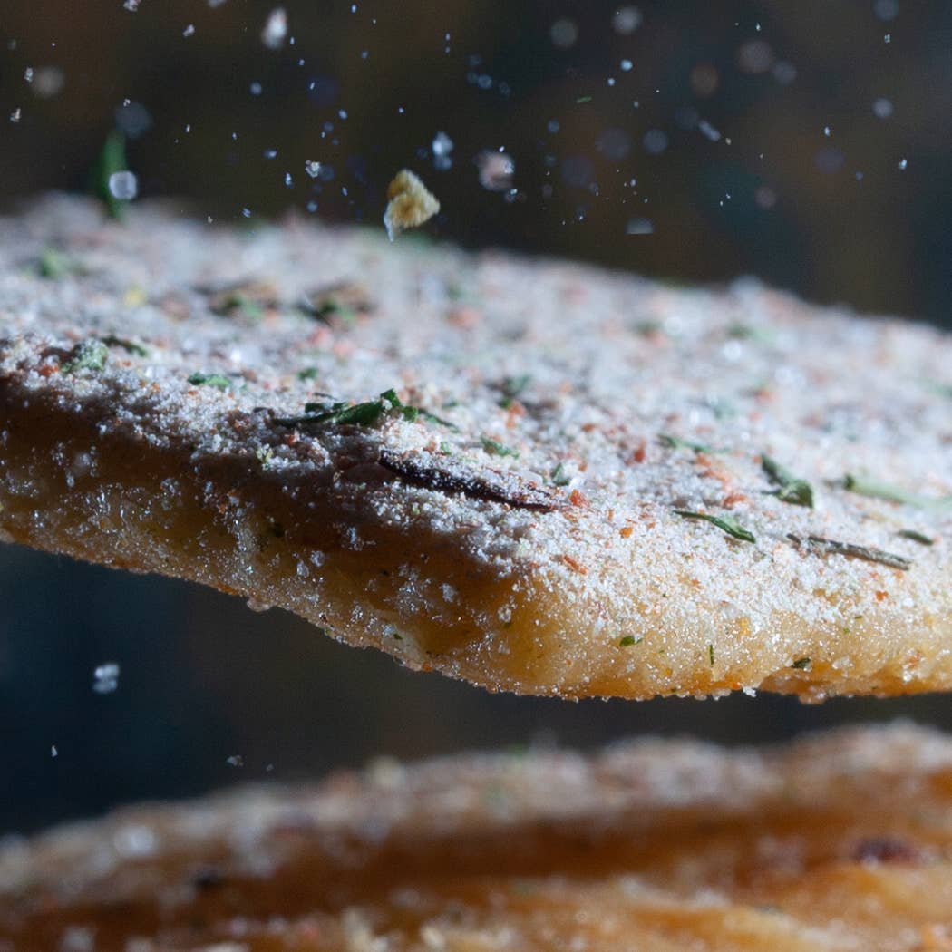 Tennessee Hot Crackers, White Cheddar Flavor