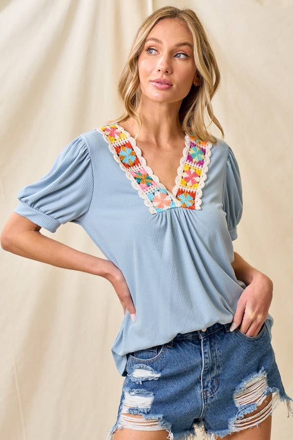 Fridas Casual Top - Purses & Pearls