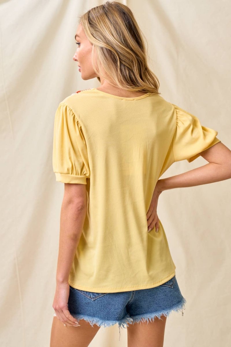 Fridas Casual Top - Purses & Pearls