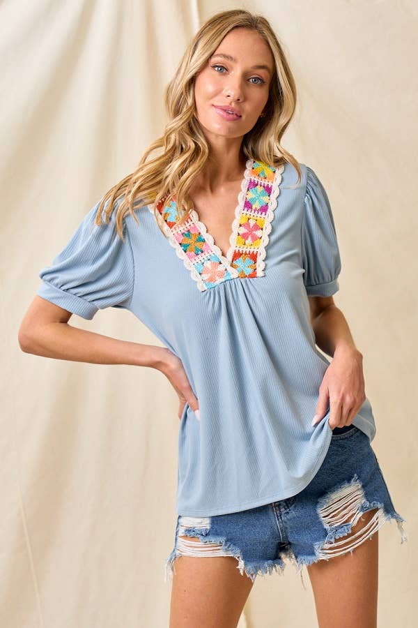 Fridas Casual Top - Purses & Pearls