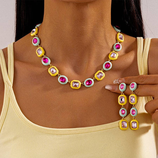 Geometric Necklace and Earrings - Purses & Pearls