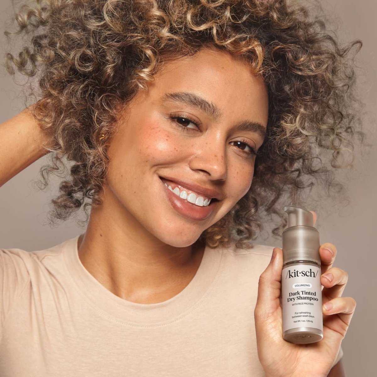KITSCH - Volumizing Rice Protein Dry Shampoo - Dark Tinted 1 oz - Purses & Pearls