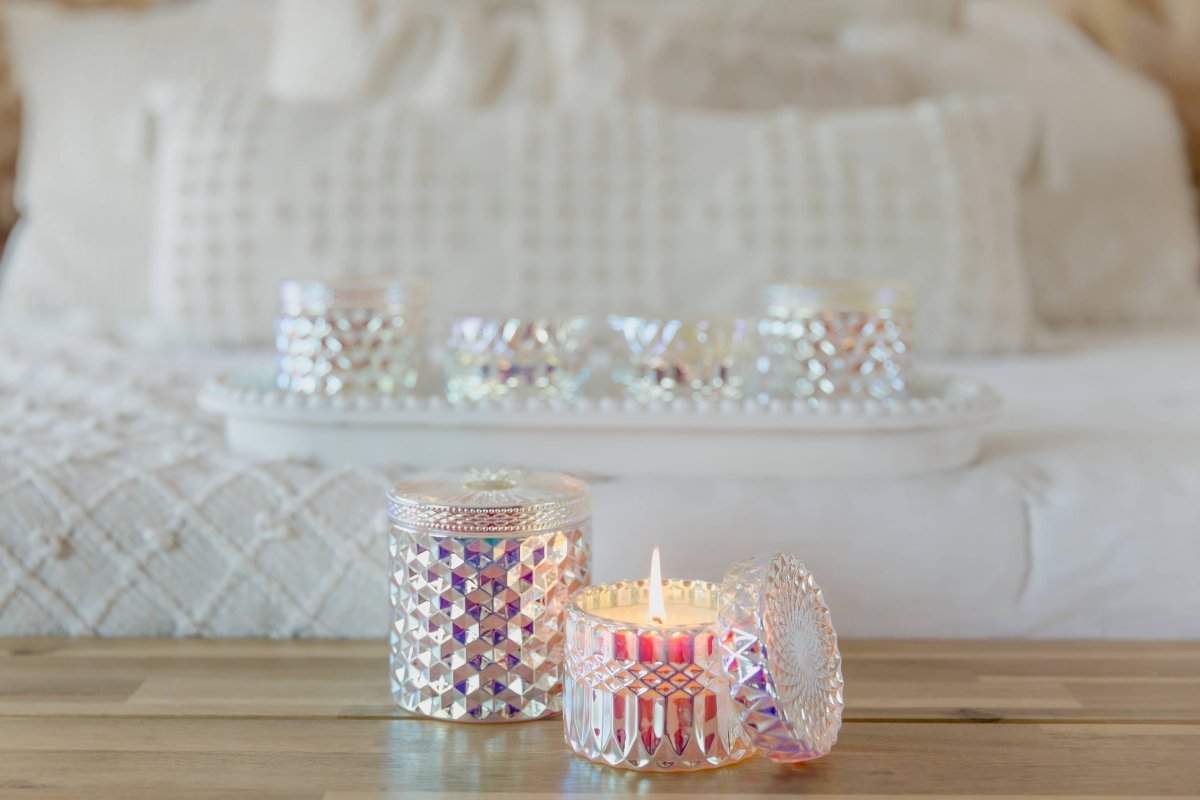 Limited Edition Field of Flowers 8oz Shimmer Candle - Purses & Pearls