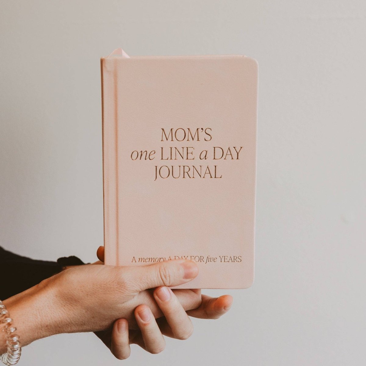 Sweet Water Decor - Mom's One Line A Day Leather Journal - Mother's Day Gifts - Purses & Pearls