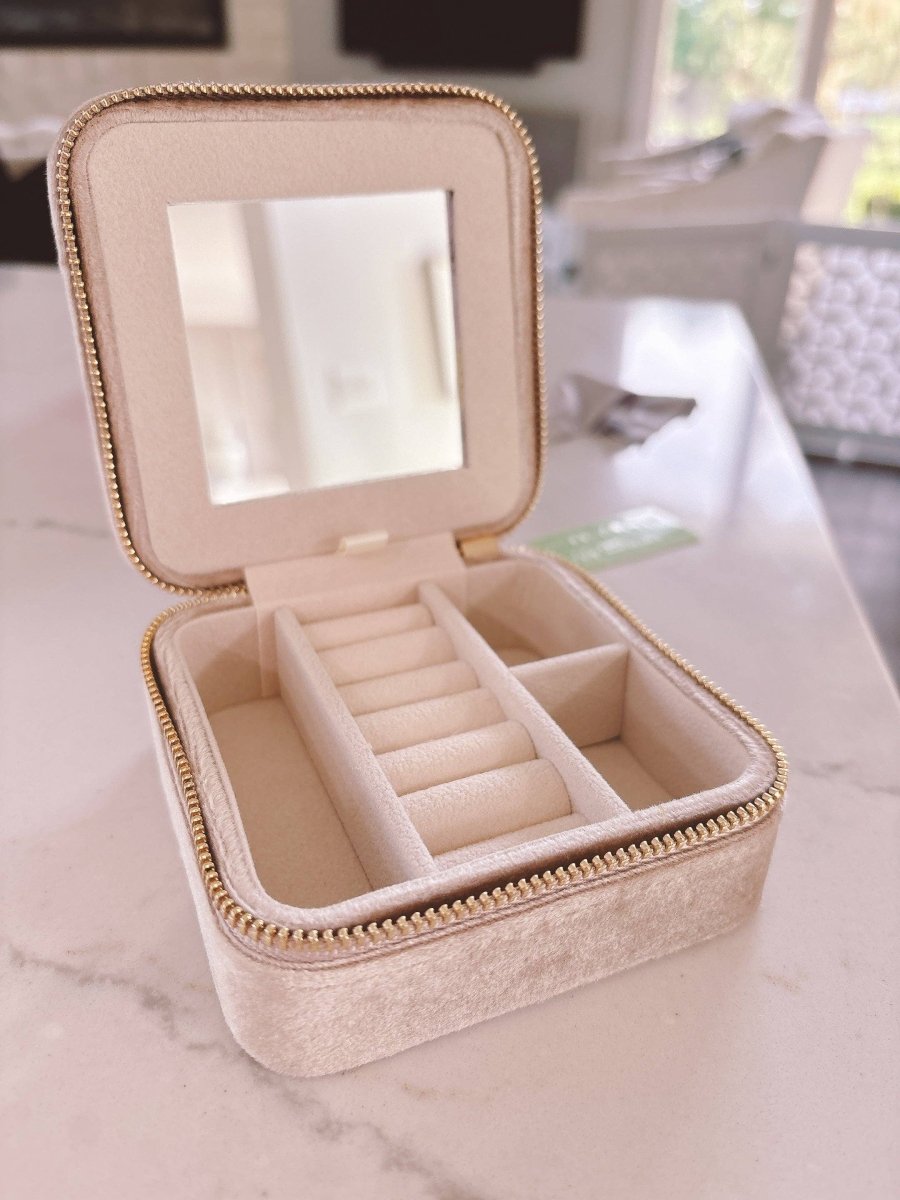 Velvet Vibes Jewelry Box - Purses & Pearls